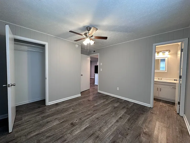 2843 Louisville Rd — Photo 21
