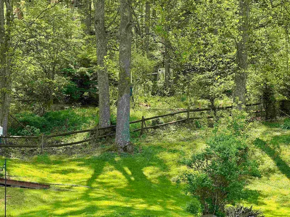 94-95 96 Crystal Ln, West Union, WV 26456