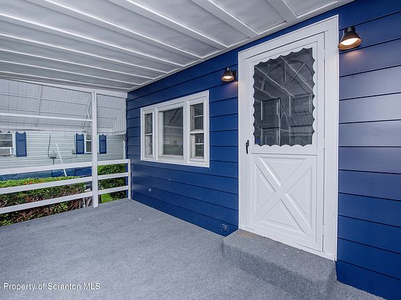 4th image of 708 Morse Ave