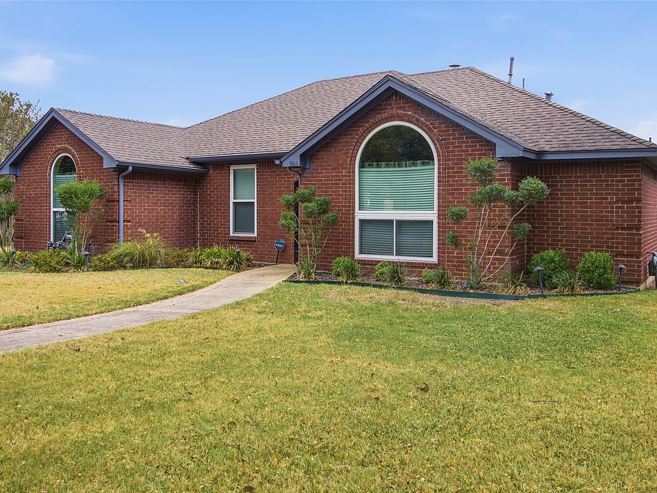 1st image of 814 Rawlins Dr