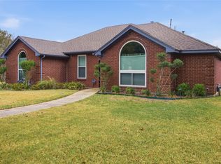 814 Rawlins Dr, Lancaster, TX 75146