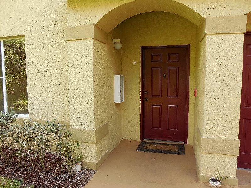1st image of 6401 Aragon Way APT 101
