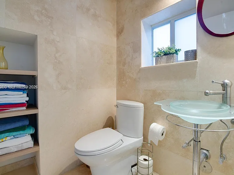 4101 Bayview Dr — Photo 27