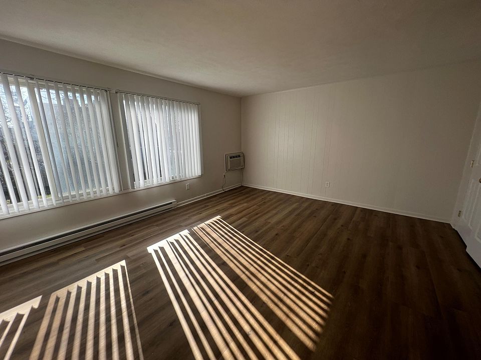 Sparrow Landing 815 Jerome St Lansing MI Zillow