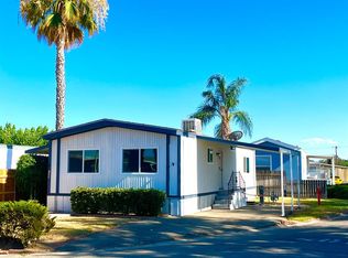 144 Torrey Pines Ln, Bakersfield, CA