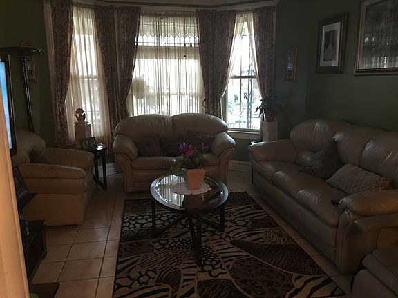 5th image of 10724 S Avenue G