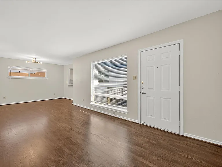 2020 Huldy St #10 — Photo 9