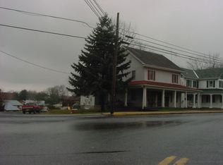 1162 Main St, Akron, PA 17501