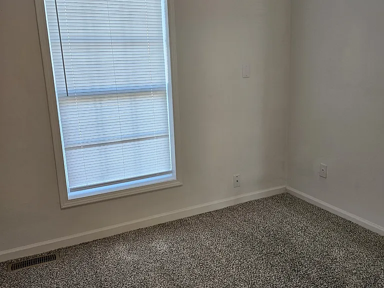 330 Codell Dr — Photo 4