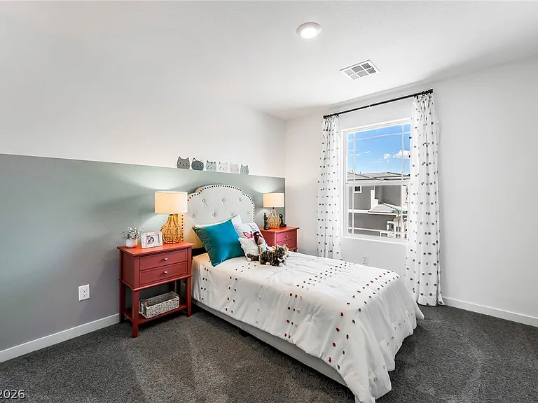 914 Rosy Starling St — Photo 36