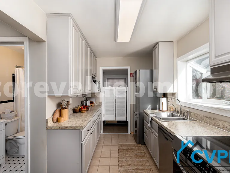8627 Park Ave — Photo 10