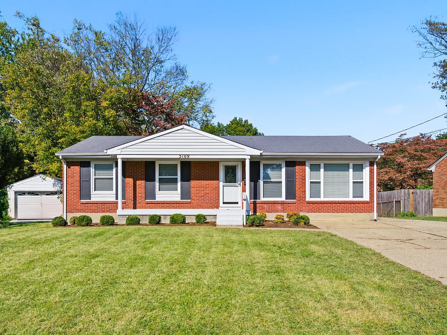 5109 Barnes Dr — Photo 1