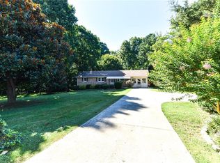 5703 Summit Ave, Browns Summit, NC 27214