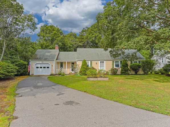 105 Thoreau Drive, Centerville, MA 02632