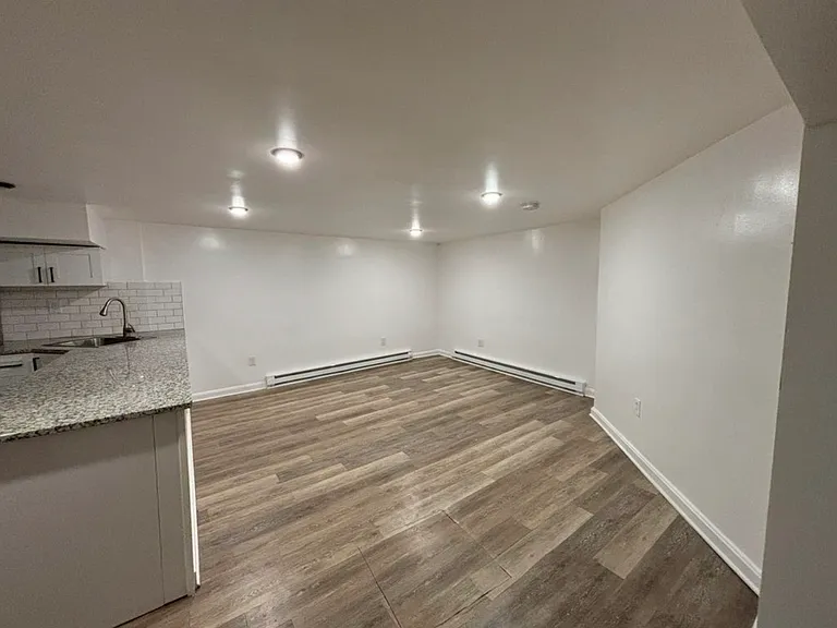 2550 Jefferson St NE #1 — Photo 4