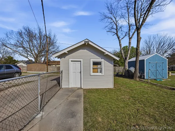 920 S Price Ave, Hominy, OK 74035