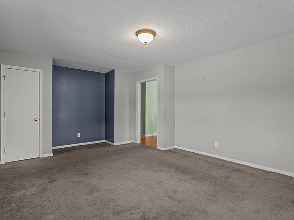 2nd image of 1412 Carolina Ave