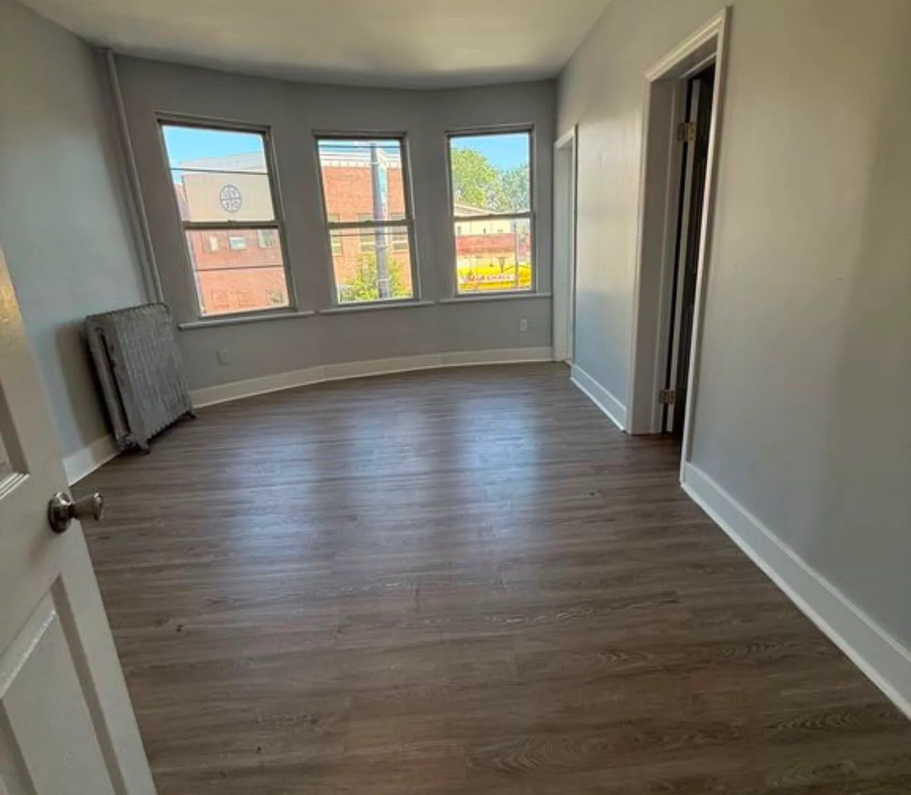 4 bed, $2,395 — Photo 2