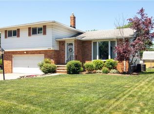21504 Ellen Dr, Fairview Park, OH