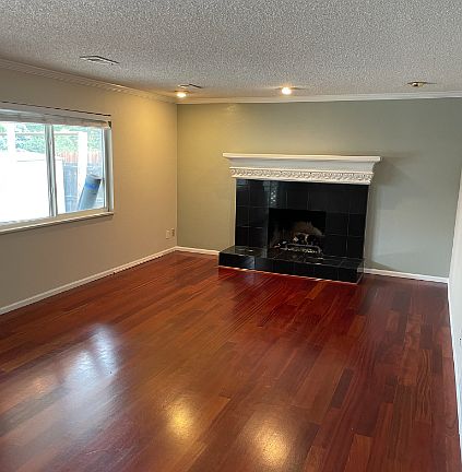 download (54)_10132022