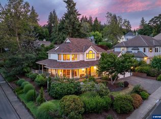 2002 Morning View Dr, Eugene, OR 97405
