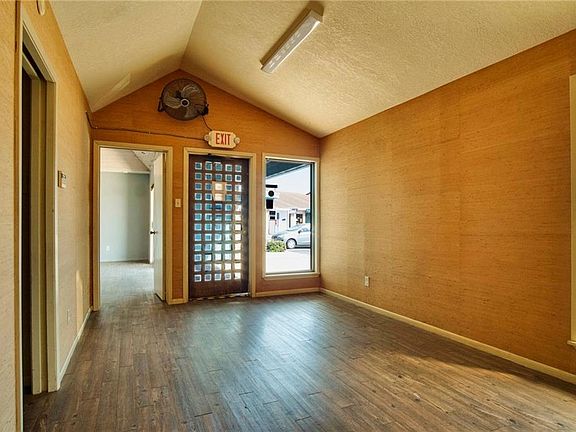 5th image of 1239 Nile Dr #1R