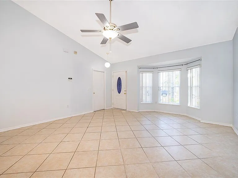 611 Baldwin Dr — Photo 4