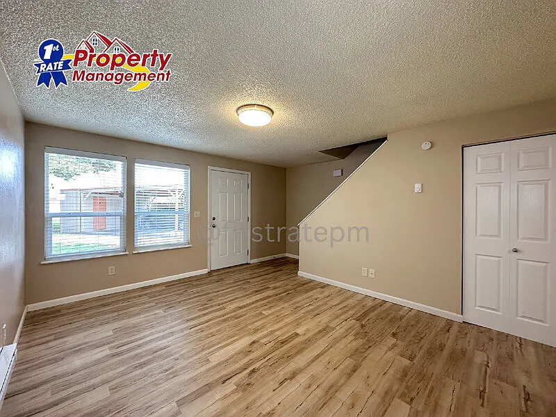 2 bed, 1.0 bath, 864 sqft, $1,395 — Photo 4