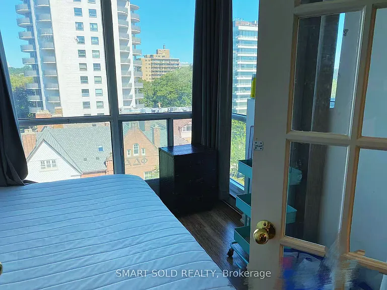 95 Prince Arthur Ave #711 — Photo 12