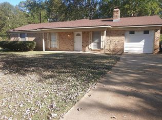 2 Ouida Cir, Longview, TX 75603