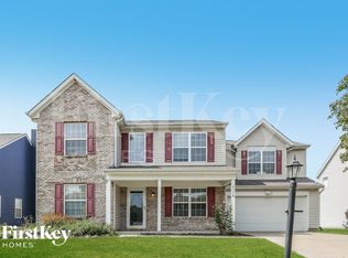 6318 Kentstone Dr, Indianapolis, IN 46268