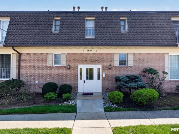 271 Collignon Way APT 4B, River Vale, NJ 07675