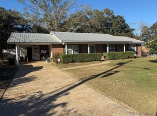 349 Graceland Dr, Geneva, AL 36340