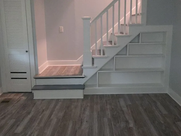 911 Bryan St — Photo 1