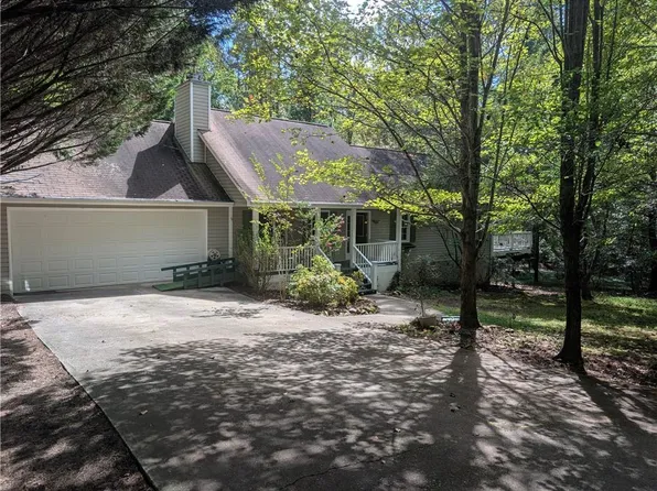 191 Bern Vis, Sautee Nacoochee, GA 30571