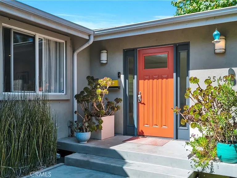 3540 Mountain View Ave — Photo 4