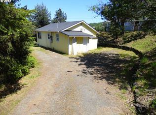 543 NE West Ave, Roseburg, OR 97470