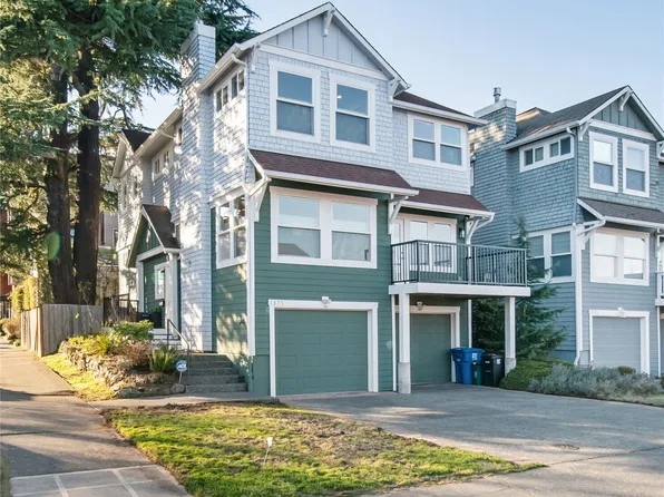 1375 32nd Avenue S, Seattle, WA 98144