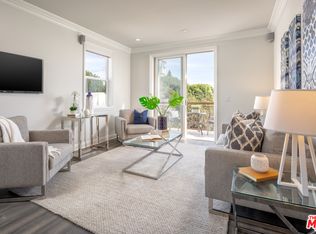 8121 Norton Ave APT 404, West Hollywood, CA 90046