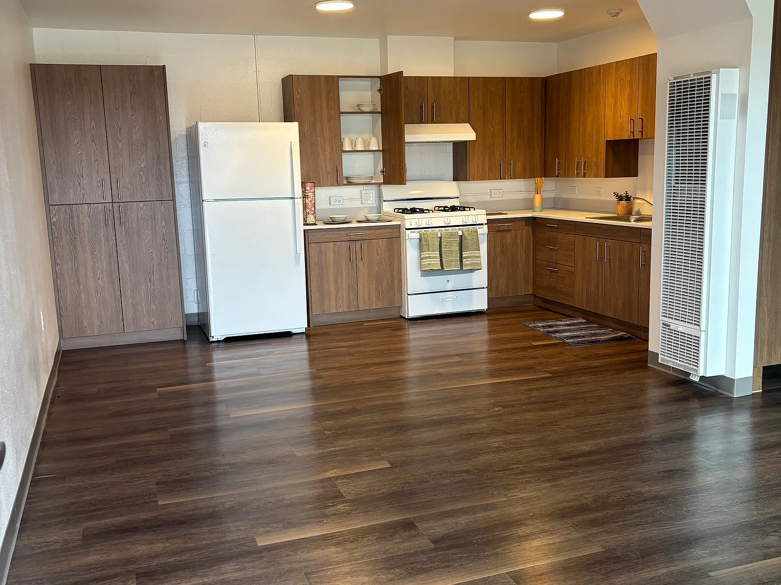 Del Nido Apartments — Photo 2