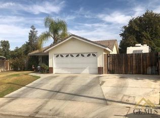 9400 Tampico Ct, Bakersfield, CA 93312