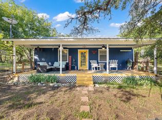 1060 Forest View Dr, Blanco, TX 78606