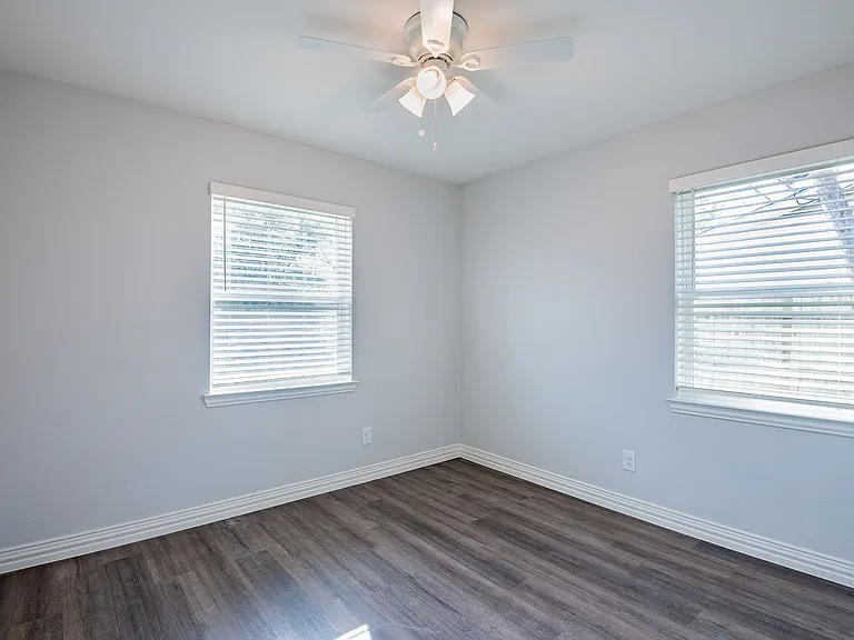 3462 Coronado Ct — Photo 21