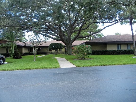 2nd image of 2677 Sabal Springs Cir APT 106