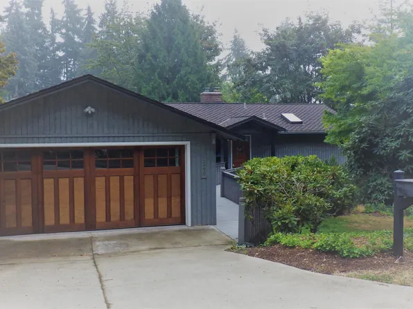 3240 164th Pl SE, Bellevue, WA 98008