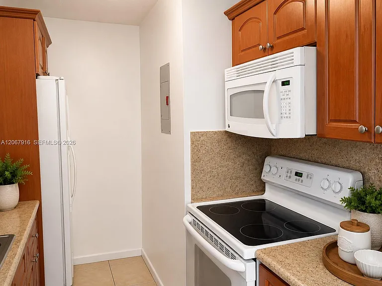 7409 SW 152nd Ave #5-103 — Photo 3
