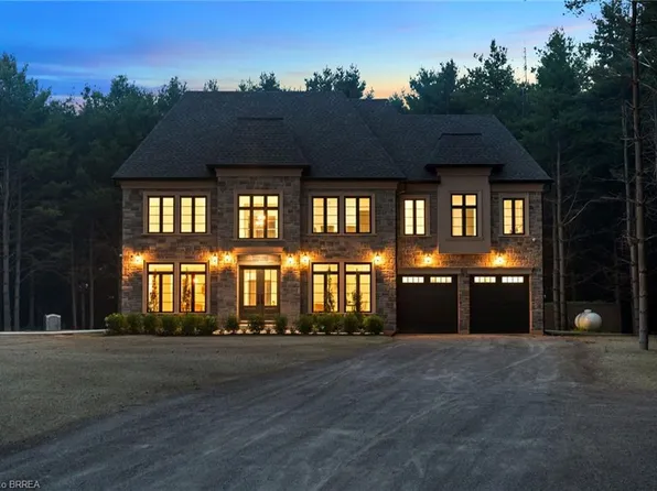 5 W Harris Rd, Brantford, ON N3T 5L4