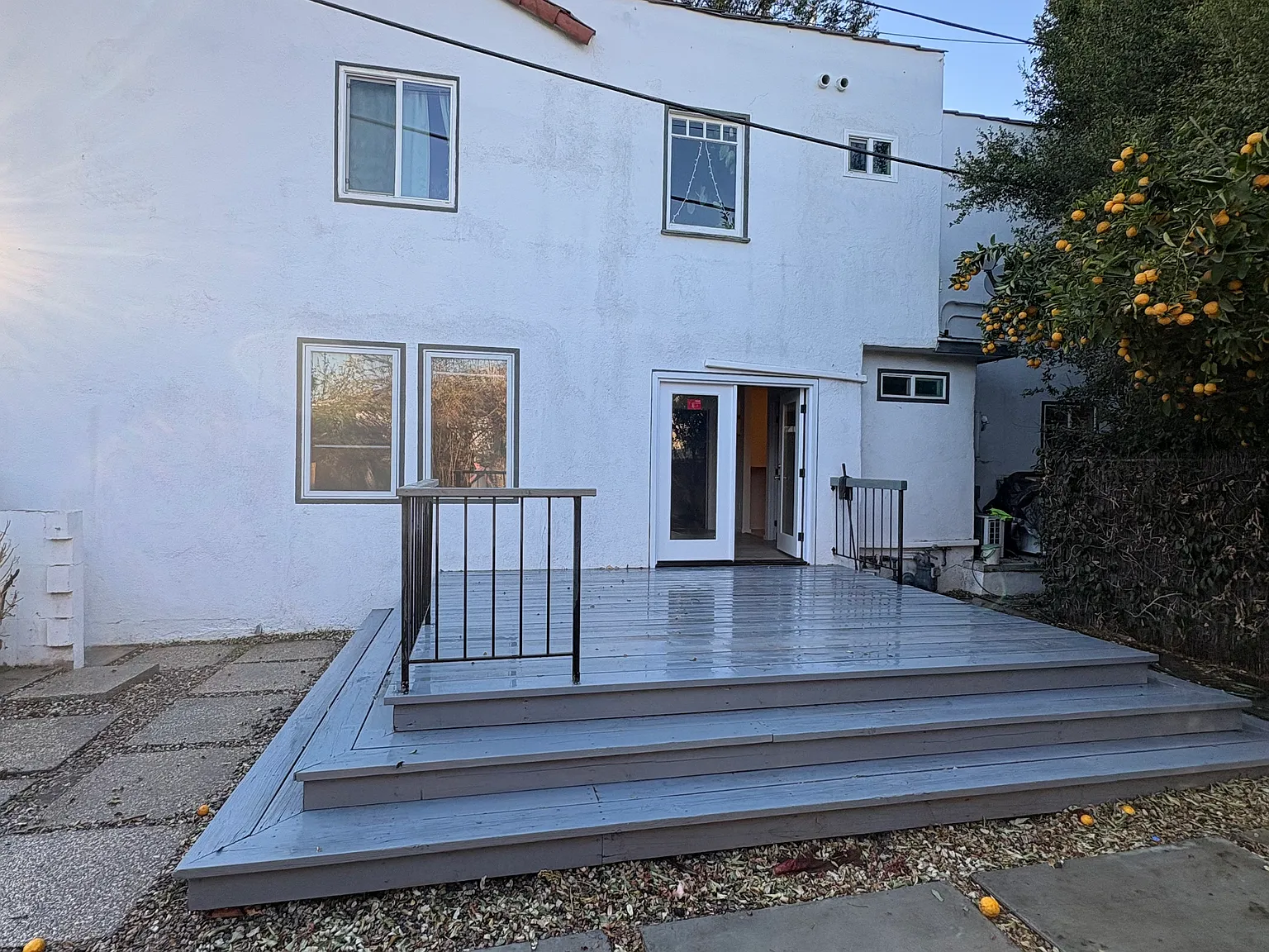 2 bed, 950 sqft, $3,200 — Photo 2