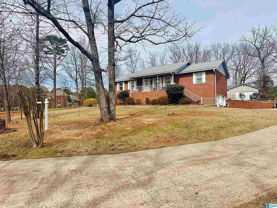 1st image of 100 Ridge Ln