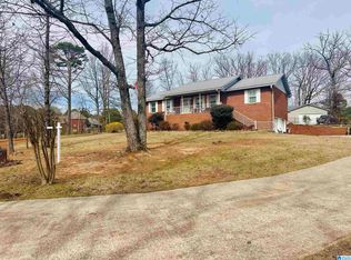 100 Ridge Ln, Warrior, AL 35180